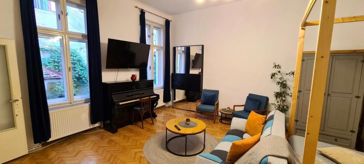 Appartement Zeiss House à Braşov Extérieur photo